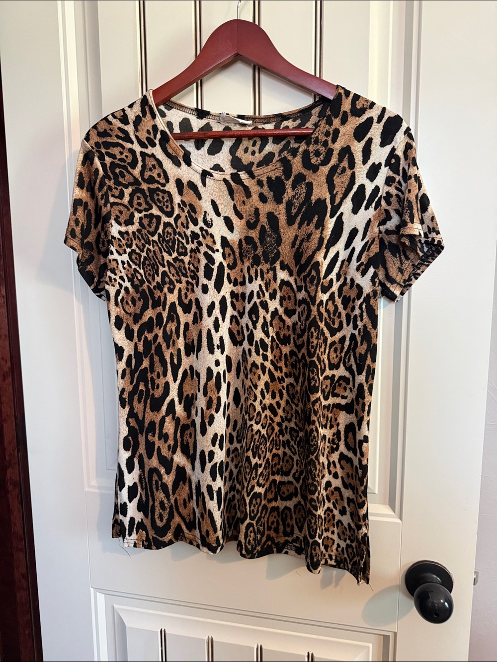 fitbit Leopard Print Short Sleeve Top - Brown, Black, Cream.  Great Condition.